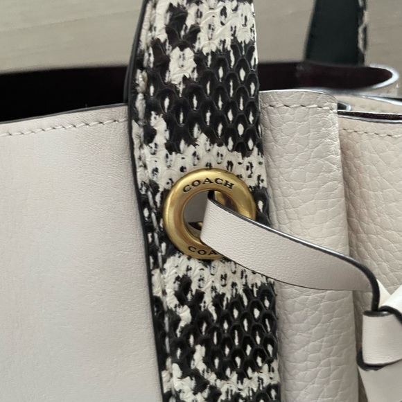 COACH HARMONY HOBO 33 IN COLORBLOCK WITH SNAKESKIN DETAIL New Authentic - Picture 8 of 15